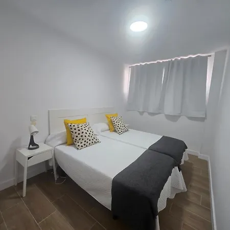 Comodoro 305b Apartman *